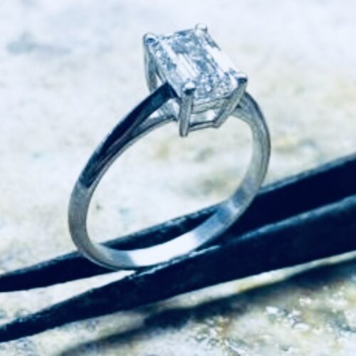 ICE CROWN EMERALD Basket Knife-Edge - Solitaire, Verlobungsring, Engagement Ring