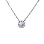 Halskette (Necklace): Bezel Pendant (Anhänger mit Anker-Kette). Labor Diamanten, Lab Grown Diamonds. Green World Diamonds.