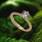 Solitaire Ring | Verlobungsring JUNGLE ROSE - 6-PRONG Knife Edge - Solitaire Gelbgold