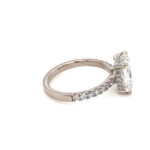 EDEN CACAO RADIANT EMERALD Hidden Halo Pavé Tiger Prongs Half-Round 4 - Verlobungsring, Engagemet Ring, Solitaire Ring